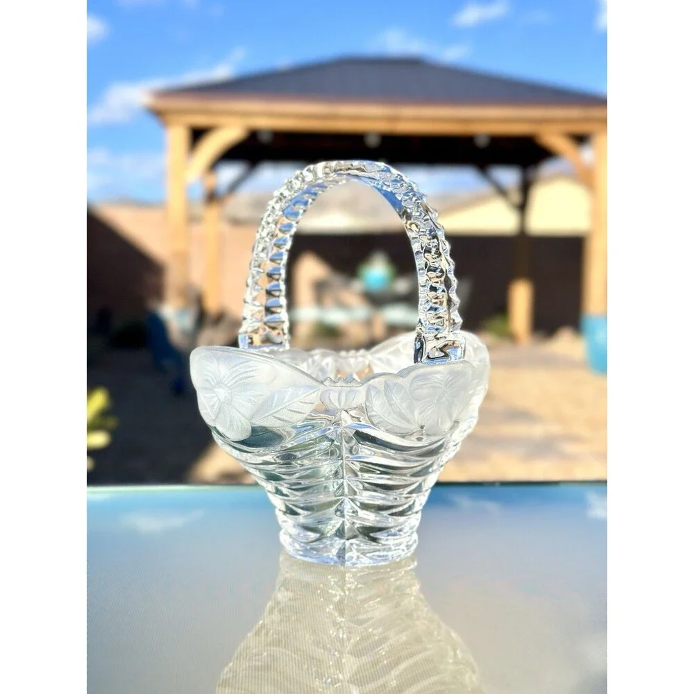 Anna Hutte Bleikristall 24 % Lead CRYSTAL Easter BASKET Bowl w/ Handle - Germany